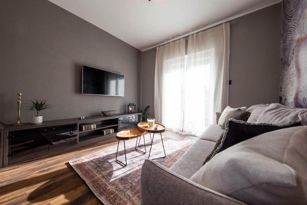 Apartment Dorotea'S Place Zara Esterno foto